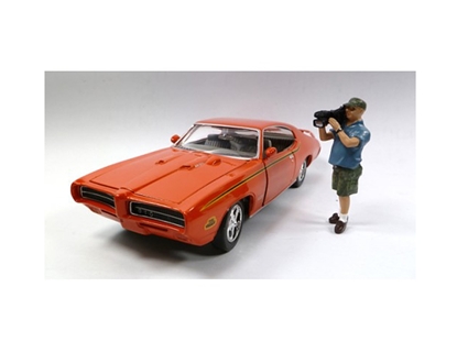Picture of American Diorama 23834 Camera Man Norman Figure For 1:24 Scale Diecast Car Models