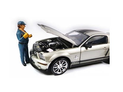 Picture of American Diorama 23794 Tow Truck Driver/operator Bill Figure For 1:18 Scale Diecast Car Models