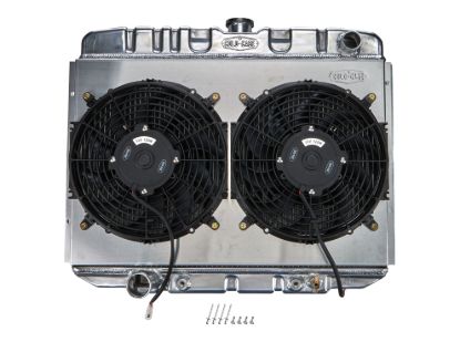 67-70 Mustang BB 24in Ra diator & 16 Fan Kit AT