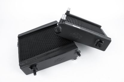 Picture of CSF Cooling - Racing & High Performance Division Radiator - 8179