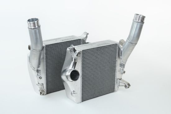 Picture of CSF Cooling - Racing & High Performance Division Intercooler - 8211R