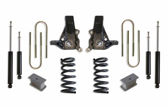 Picture of MaxTrac Suspension Lift Kit - K883553-8