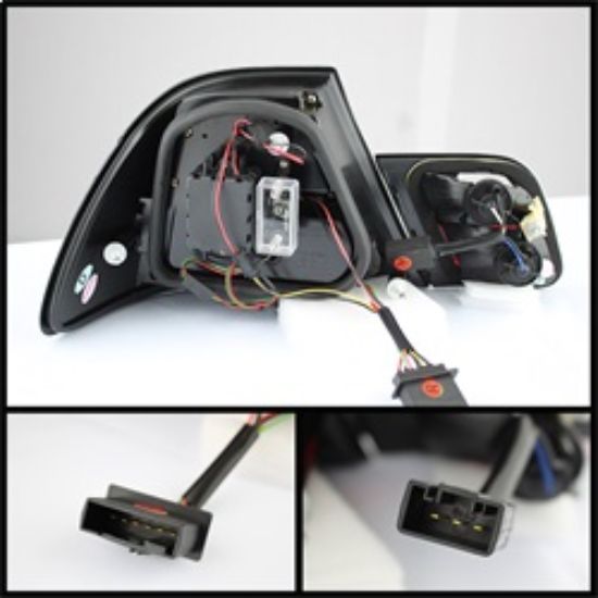 Picture of Spyder Auto Tail Light Set - 5073815