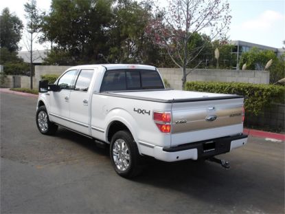 Picture of Truck Covers USA Tonneau Cover - CR303WHITE