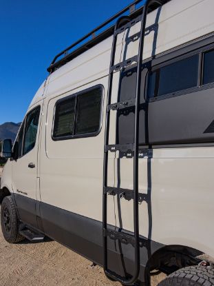 Picture of Aluminess Vehicle-Mounted Ladder - 210707
