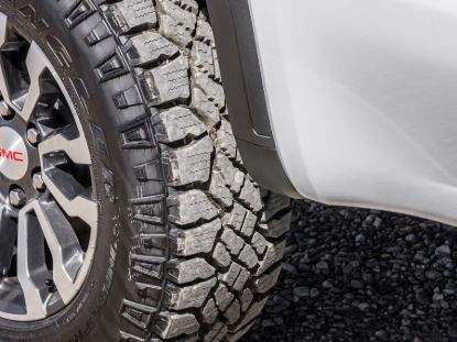Picture of Cognito Motorsports Truck Fender Trim - 510-91191