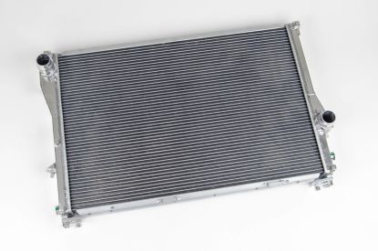 Picture of CSF Cooling - Racing & High Performance Division Radiator - 7064