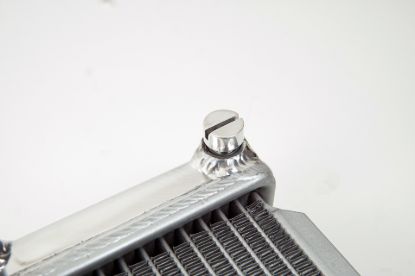 Picture of CSF Cooling - Racing & High Performance Division Radiator - 7095