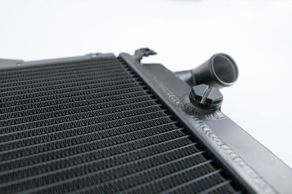Picture of CSF Cooling - Racing & High Performance Division Radiator - 7206