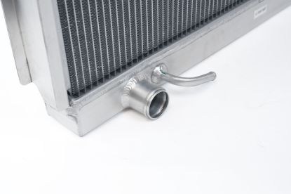 Picture of CSF Cooling - Racing & High Performance Division Radiator - 7212