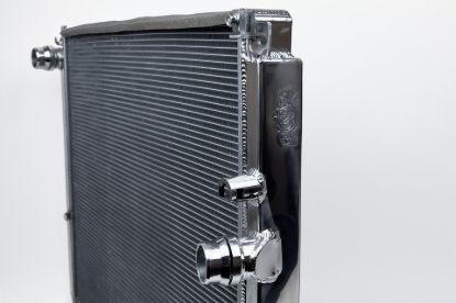 Picture of CSF Cooling - Racing & High Performance Division Radiator - 7226