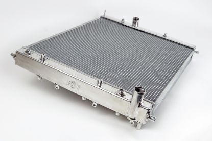 Picture of CSF Cooling - Racing & High Performance Division Radiator - 8028