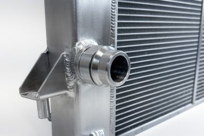 Picture of CSF Cooling - Racing & High Performance Division Radiator - 8094