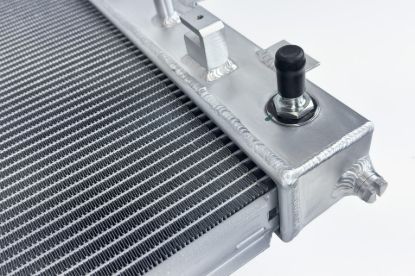 Picture of CSF Cooling - Racing & High Performance Division Radiator - 8095