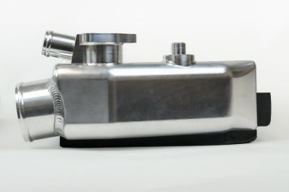 Picture of CSF Cooling - Racing & High Performance Division Intercooler - 8210B