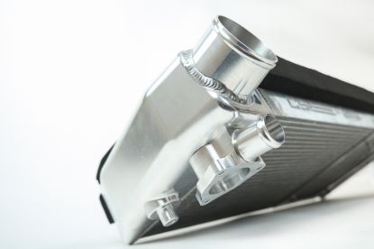 Picture of CSF Cooling - Racing & High Performance Division Intercooler - 8210
