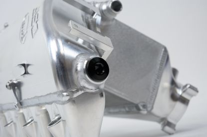 Picture of CSF Cooling - Racing & High Performance Division Intercooler - 8233B