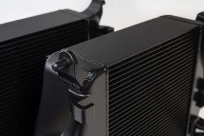 Picture of CSF Cooling - Racing & High Performance Division Intercooler - 8280B