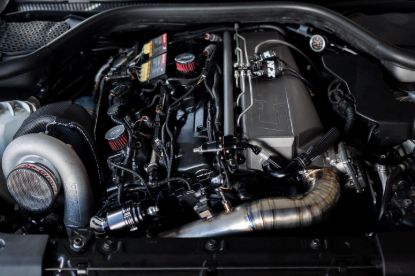 Picture of CSF Cooling - Racing & High Performance Division Intercooler - 8400