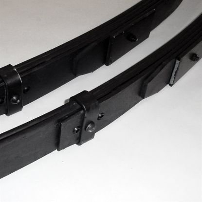 Picture of Detroit Speed - Archived Leaf Spring Kit - 040102PDS
