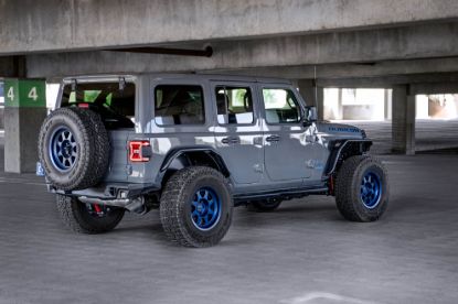 Picture of DV8 Offroad Bumper - FDJL-06