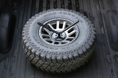 Picture of FABTECH SPARE TIRE MOUNT BLACK - FTT10001BK