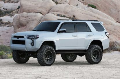 Picture of Fabtech Suspension Lift Kit - K7066