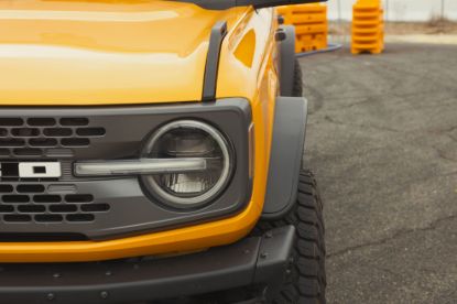 Picture of Smittybilt Fender - 61770W