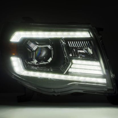 ALPHAREX USA LUXX-SERIES PROJECTOR HEADLIGHTS - 880739