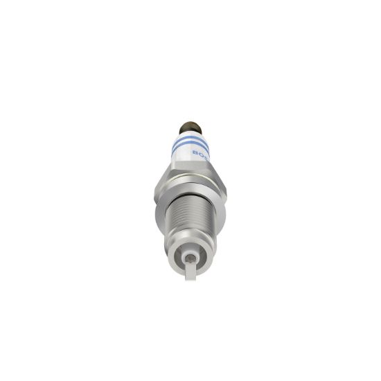 BOSCH SPARK PLUG - YR7LPP332W
