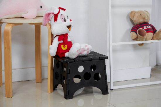 BIG ANT FOLDING STEP STOOL 9IN - SS9