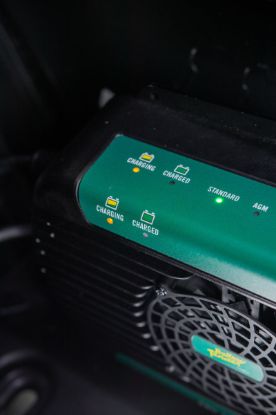 BATTERY TEND 15A 48V ON-BOARD - 0222014DLW