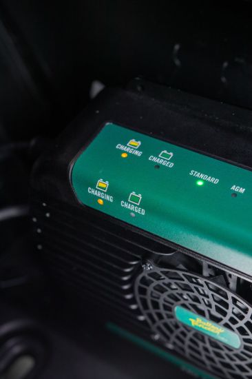 BATTERY TEND 15A 48V ON-BOARD - 0222014DLW