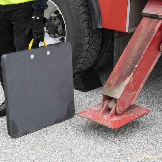 BUYERS PROD OUTRIGGER PAD POLYETHYLENE 24X24X1I - OP24X24P