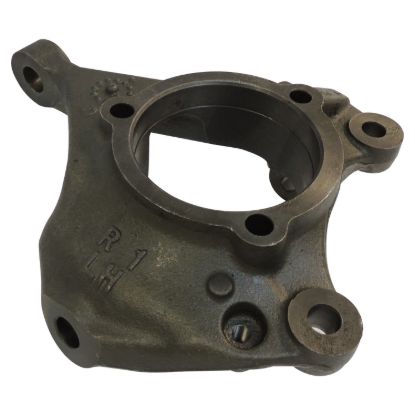CROWN AUTO STEERING KNUCKLE - 68004087AA