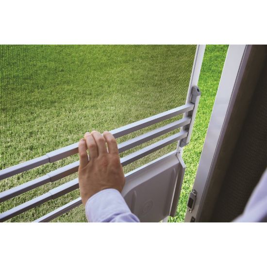 CAMCO SCREEN DR PUSH BAR -WHITE - 43977