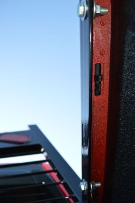 CATTLEMAN HD RACK BOLT ON WINDOW CUT LIGHT SL - FR210LBO