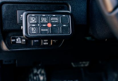 CALI RAISED 8 SWITCH CONTROL SYSTEM - CR2401