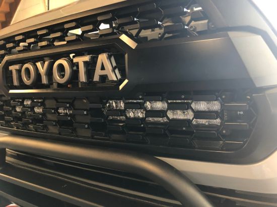 CALI RAISED 2016-2021 TOYOTA TACOMA GRILLE MOUN - CR2571