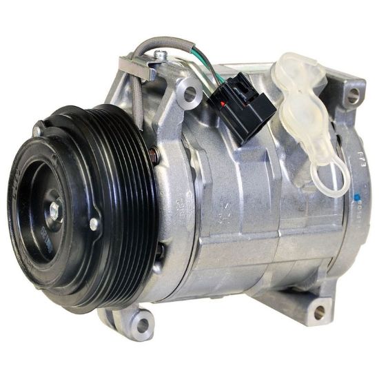 DENSO NEW COMPRESSOR W/ CLUTCH - 4710705