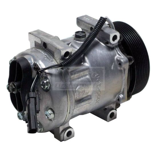 DENSO NEW COMPRESSOR W CLUTCH - 4717009