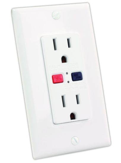 JR PRODUCTS GFCI ELECT OUTLET  WHT - 15005