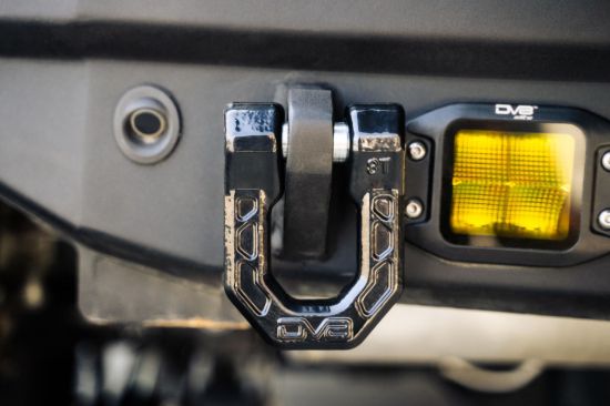 DV8 INCLUDES (4) 1/8' ISOLATORS AND (4) - UNSK01BL