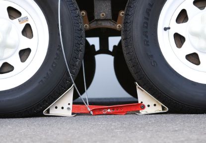 EQUALIZER 1-STEP WHEEL CHOCK 16-24' - 84004000