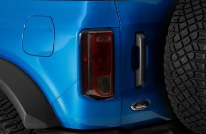 GT STYLING REAR BLACK OUT KIT  3 PIECE  CARBON - GT1162X