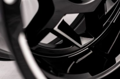 GRID WHEELS 14 20X9.0 6X135/139.7 0 108 M - D29237M8