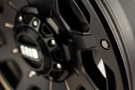 GRID WHEELS 15 20X9.0 6X120 10 78.1 T - E2962T1078