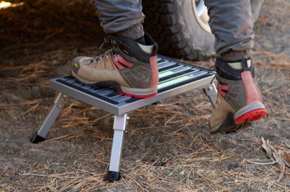 IRONMAN 4X4 QUICK-FOLD CAMPING STEPS (180KG RAT - IQFSTEP