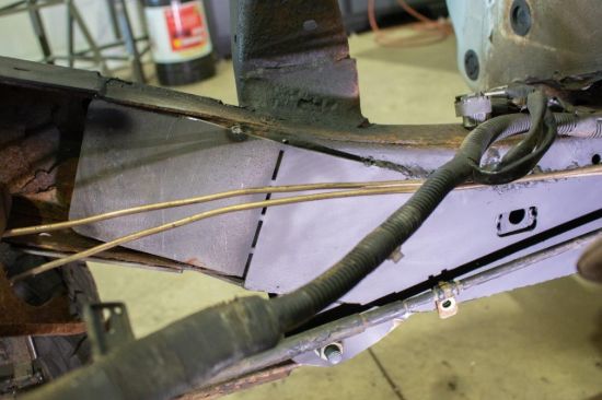 KENTROL MID FRAME LEAF SPRING MOUNT - RB7105R