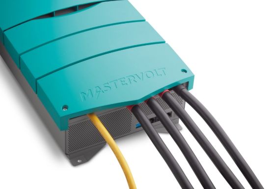MASTERVOLT CHARGEMASTER PLUS 24/60 CZONE/MBUS - 44320605
